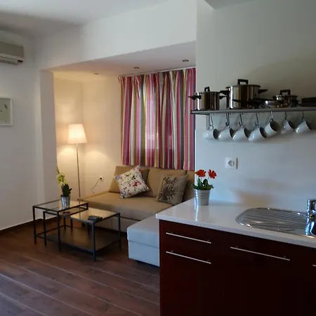 Casa de hóspedes Dassia Beach Pension